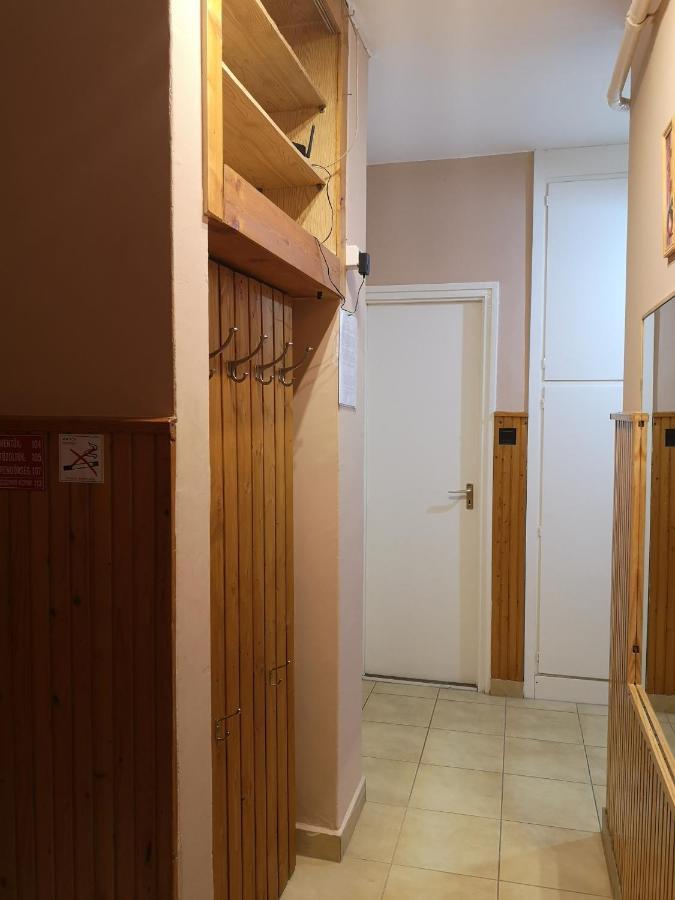 Natasa Apartman Oroshaza Bagian luar foto